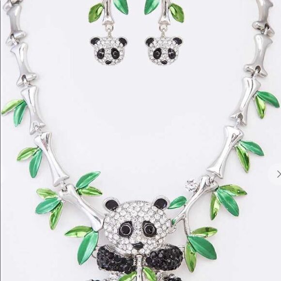 Baby Panda Bear Necklace Set (Gold) - Picture 2 of 3